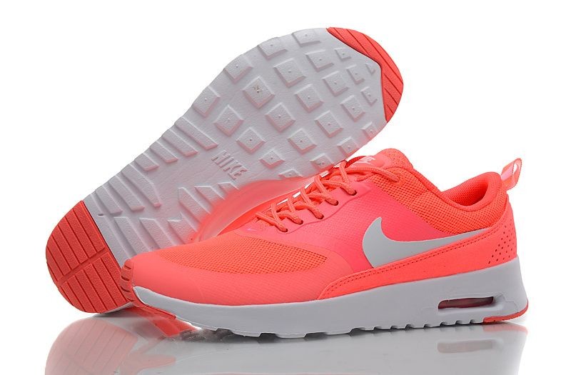 nike thea en solde